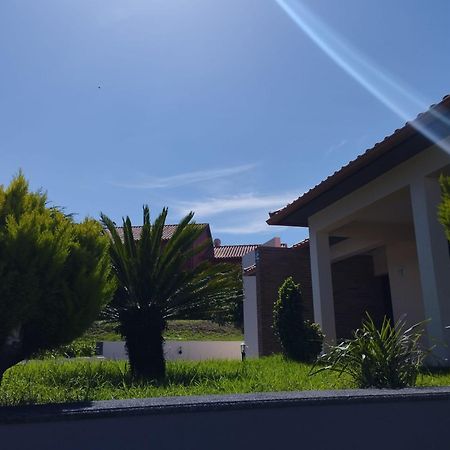 شقة Brisas Do Atlantico Santa Maria Madalena المظهر الخارجي الصورة