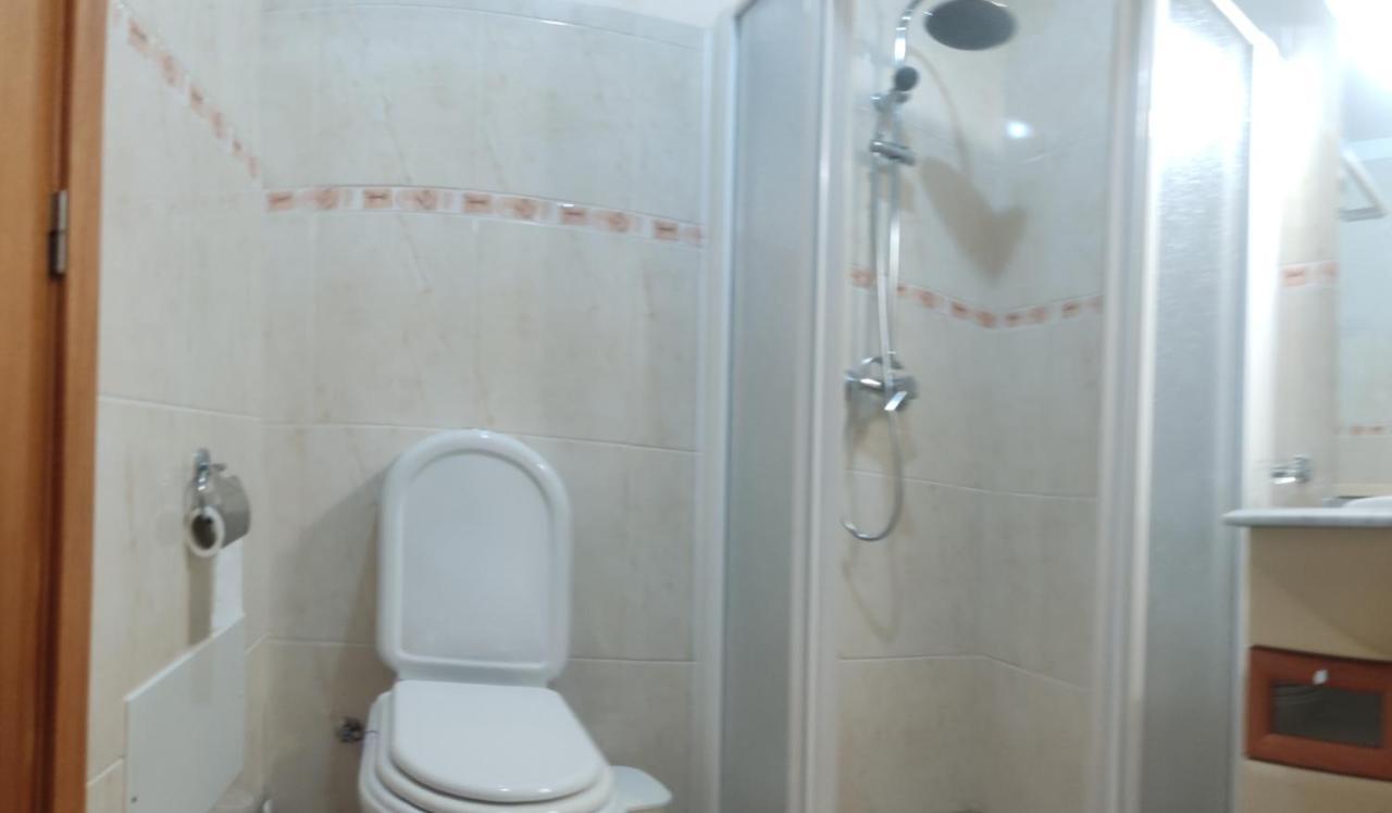 شقة Brisas Do Atlantico Santa Maria Madalena المظهر الخارجي الصورة